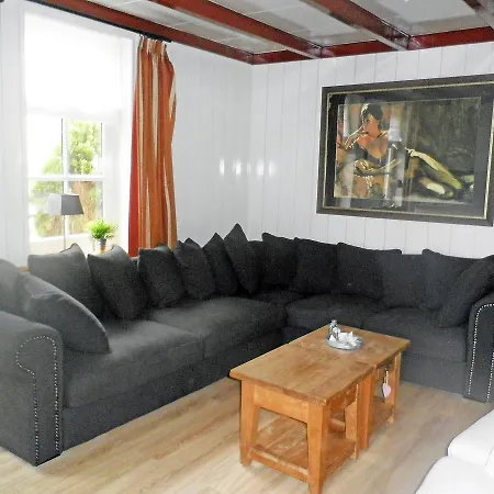 Dom wakacyjny Holiday Ons Huys Hippolytushoef